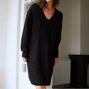 Aritzia Wilfred Free 100% Wool Black Sweater Dress
